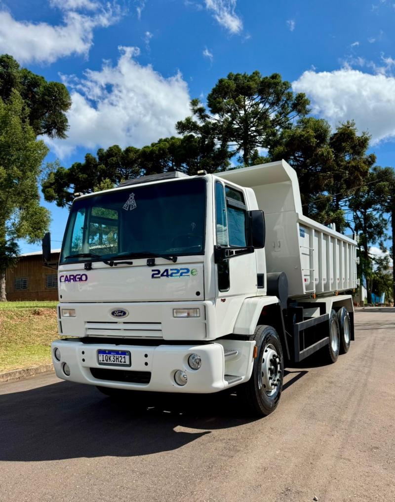 FORD/CARGO 2422 ANO 2010 TRUCK COM CAÇAMBA STD